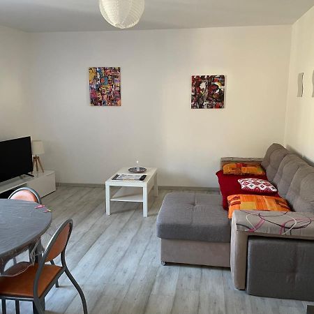 La Desirade Apartment Catllar Екстериор снимка