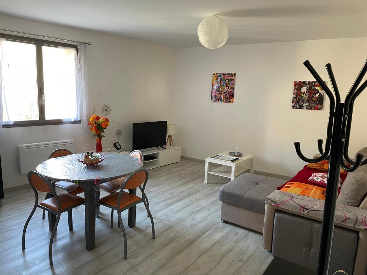 La Desirade Apartment Catllar Екстериор снимка